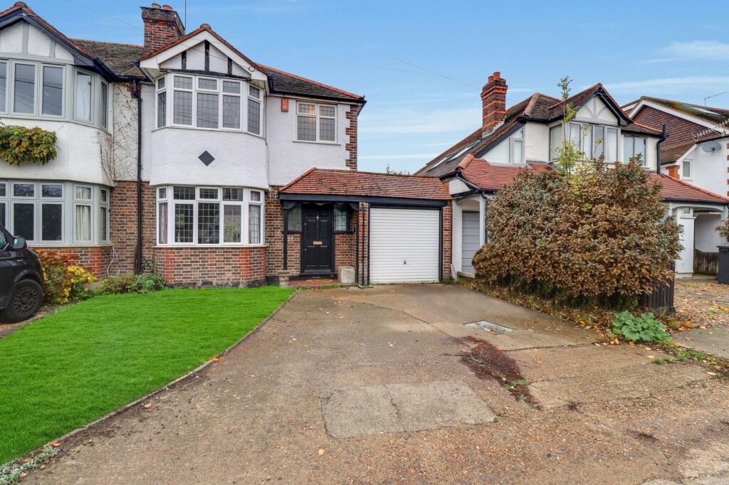 Main image of property: Summer Avenue, East Molesey, KT8