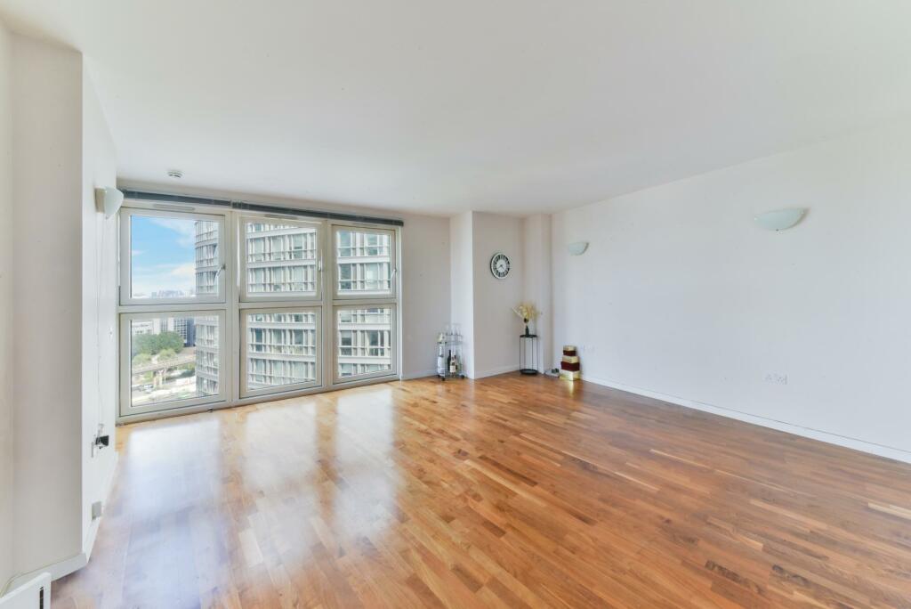 Main image of property: New Providence Wharf, 1 Fairmont Avenue, London, E14