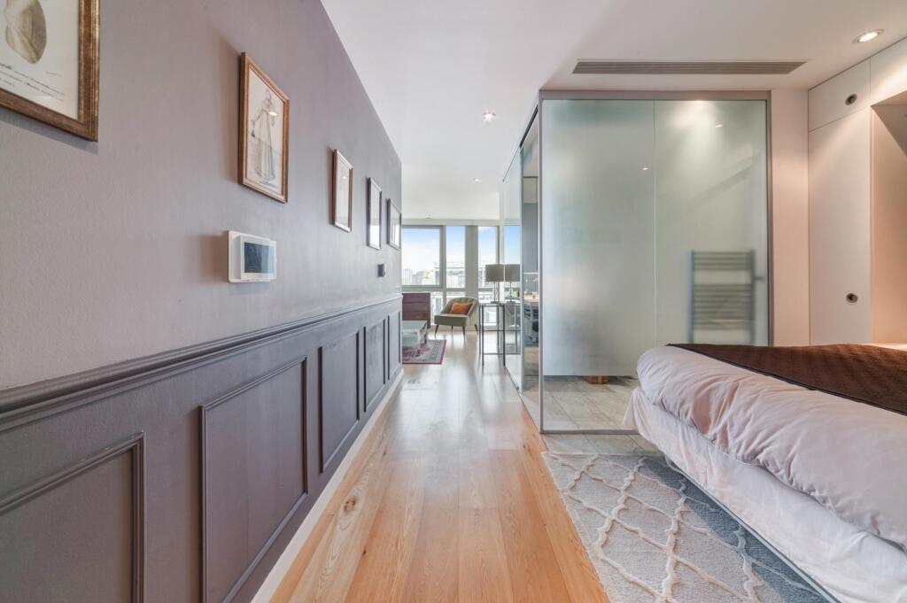 Main image of property: Ontario Tower, New Providence Wharf, E14