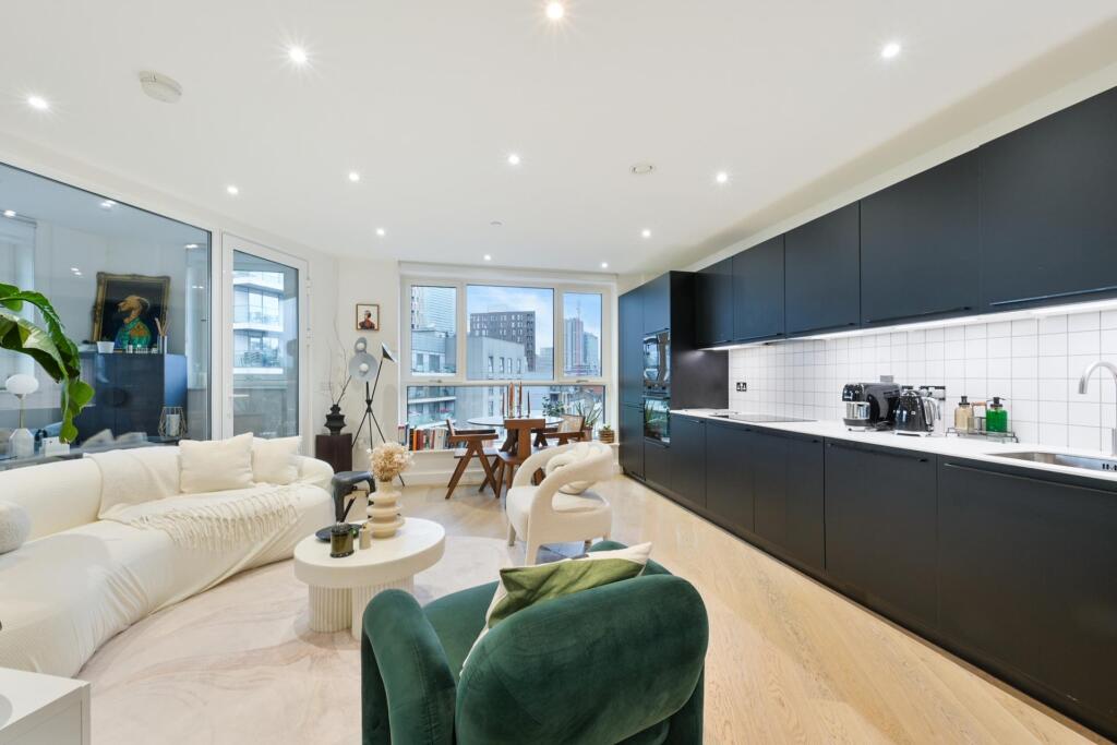 Main image of property: Wayfare House, 9 Escapare Place, London, E14