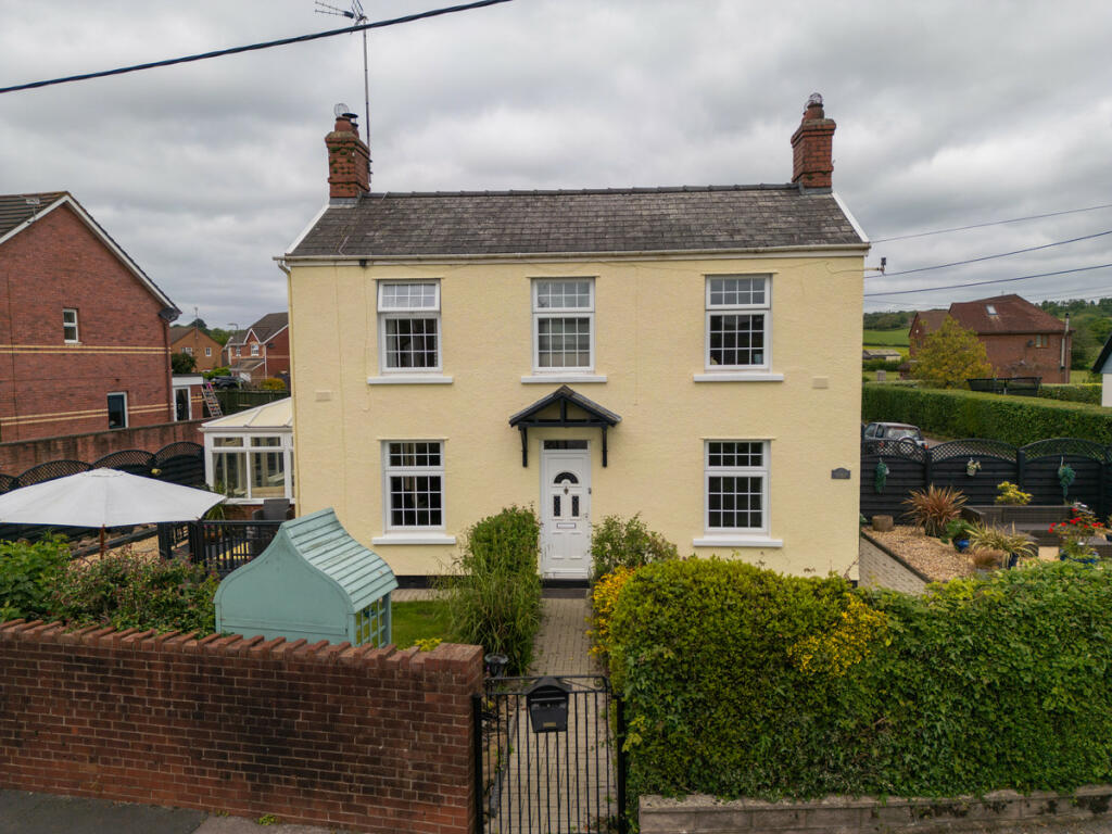 3 bedroom detached house for sale in Stokes Drive, Ponthir, NP18