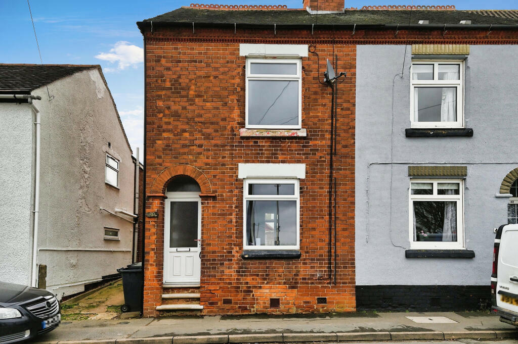 3 bedroom terraced house for sale in Bosworth Road, Measham, DE12