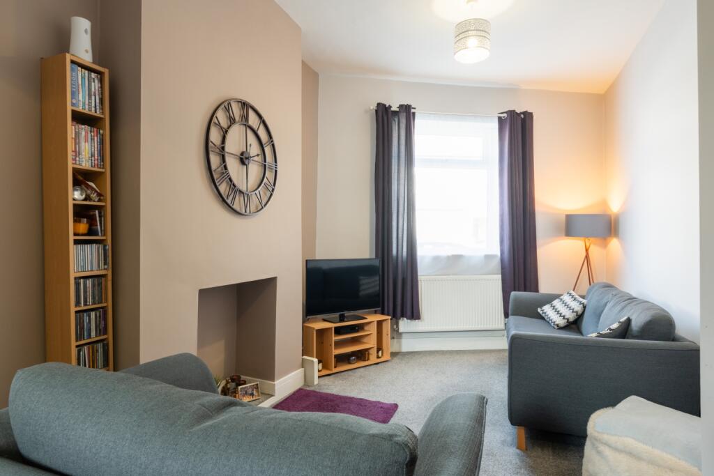 Main image of property: 10 Singleton Road, Cardiff