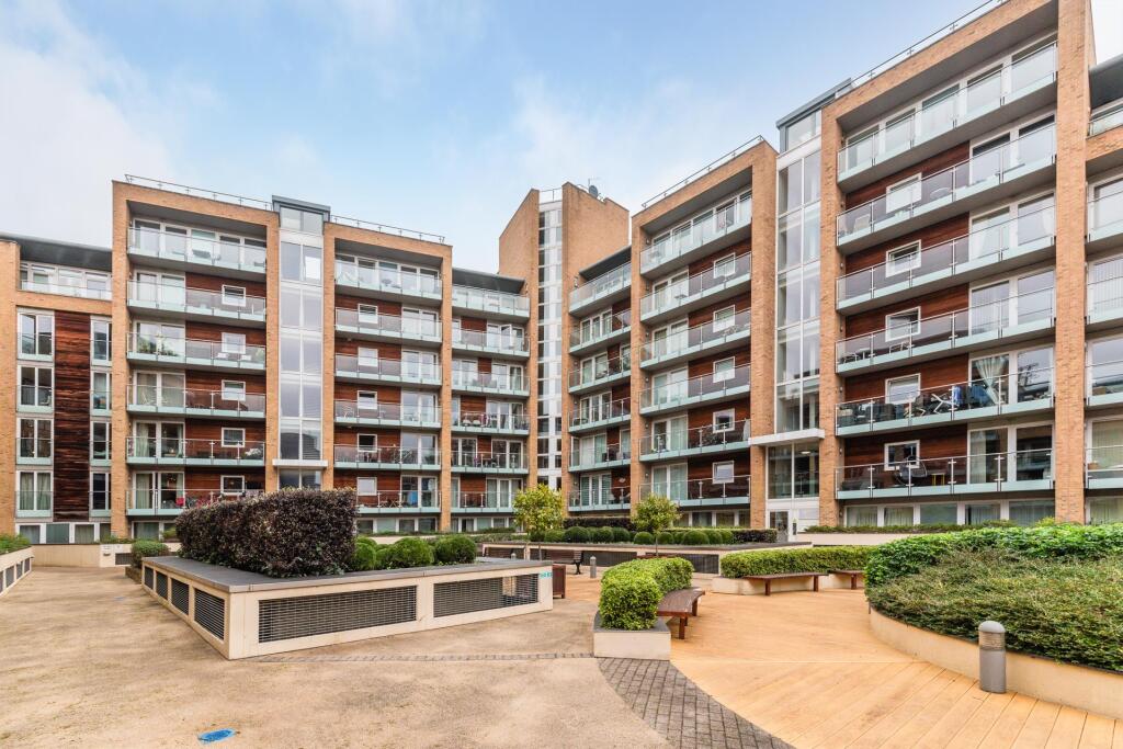 Main image of property: Viridian Apartments, Nine Elms, SW8
