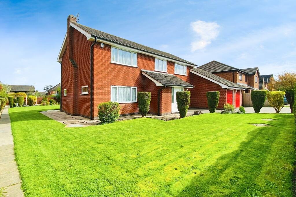 4 bedroom detached house for sale in Ladysmith Road, Kirby Muxloe, LE9