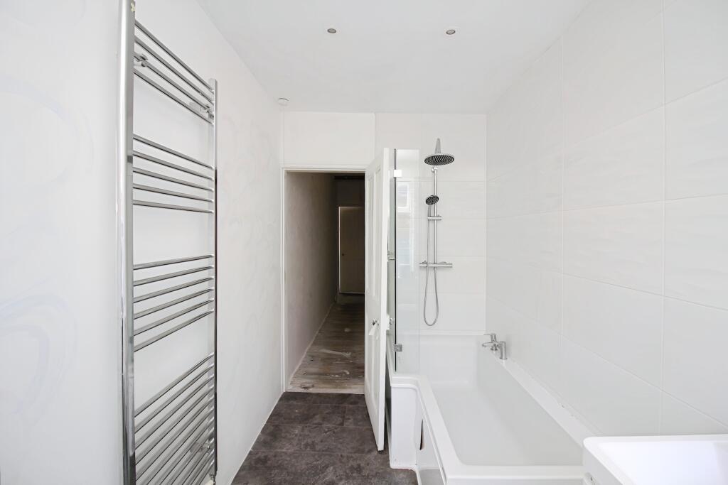 Main image of property: Henton Road, Off Hinckley Road, Leicester, LE3