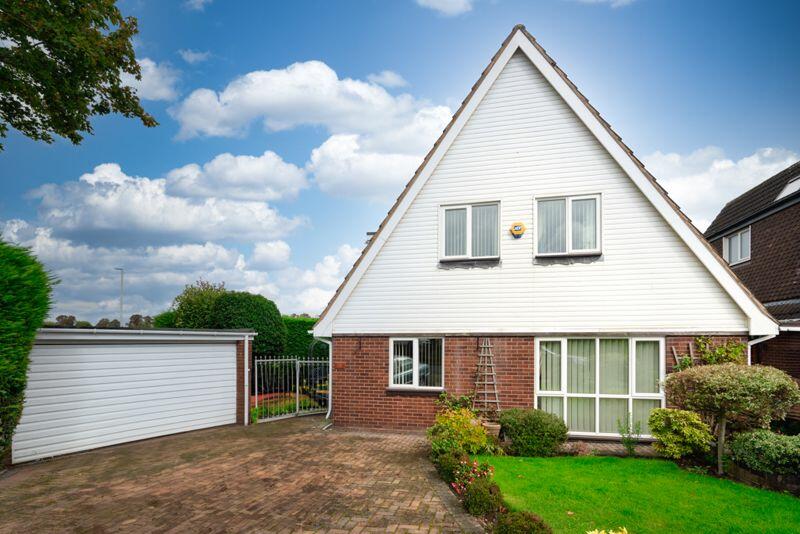 3 bedroom detached house for sale in Hadcroft Grange, Stourbridge, DY9