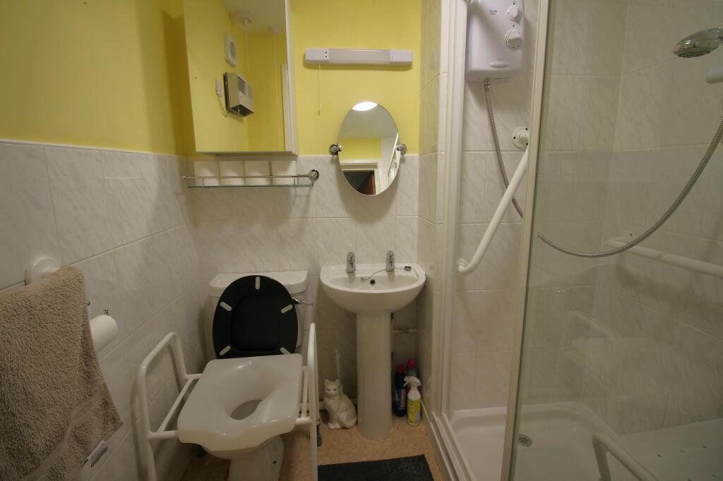 Additional property image - Midland Way, Thornbury, BS35