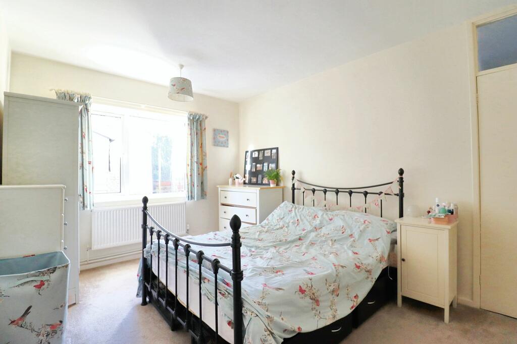 Additional property image - Tyndale View, Thornbury, BS35