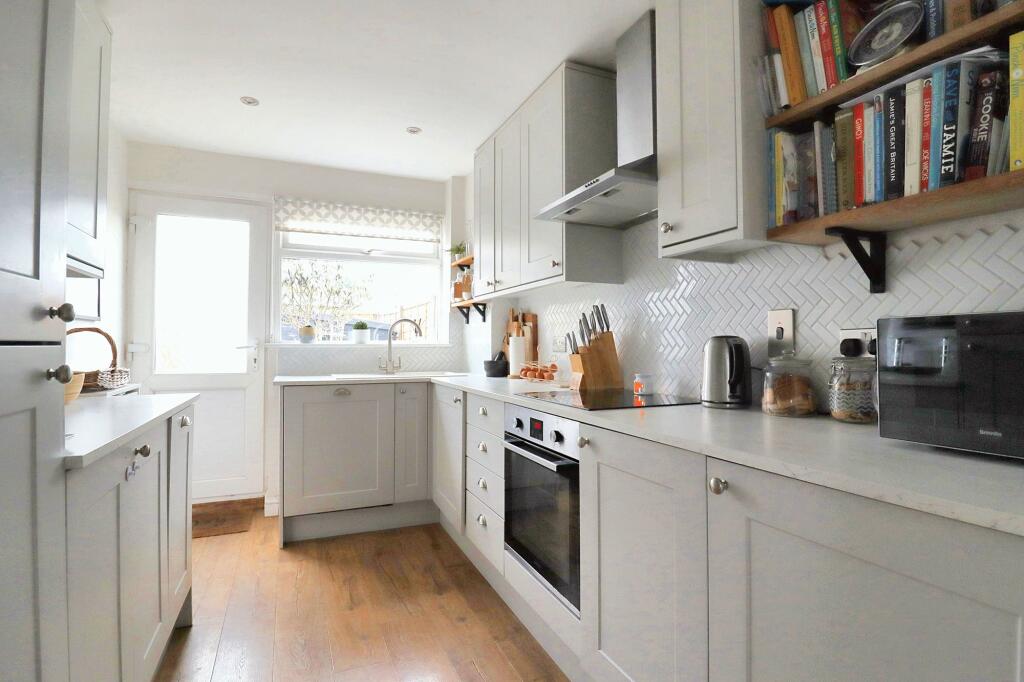 Additional property image - Wharfedale, Thornbury, BS35