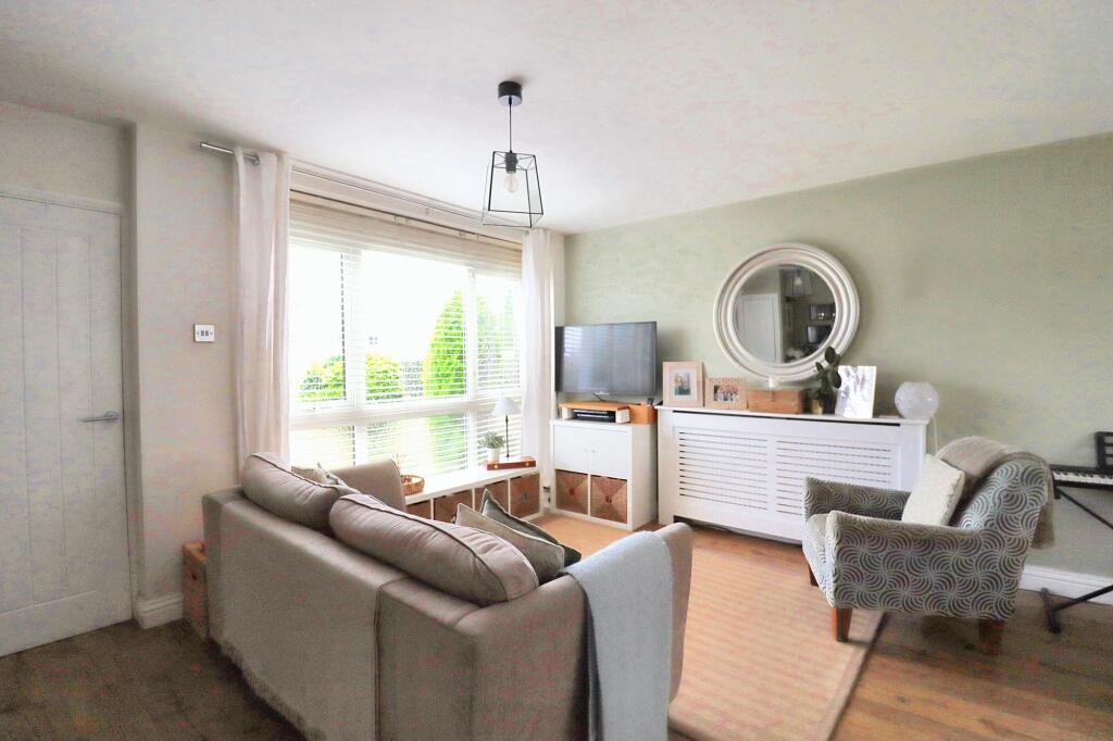 Additional property image - Wharfedale, Thornbury, BS35