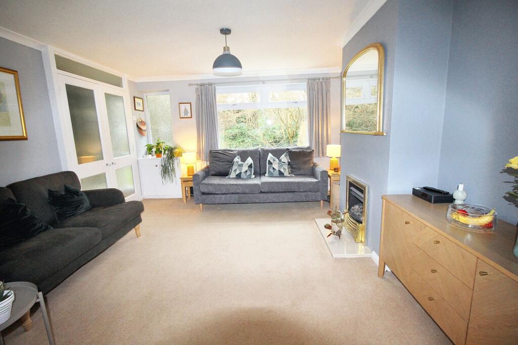 Additional property image - Rosslyn Way, Thornbury, BS35
