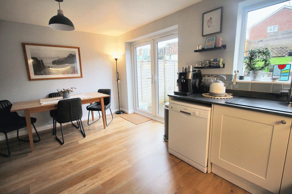 Additional property image - Rosslyn Way, Thornbury, BS35