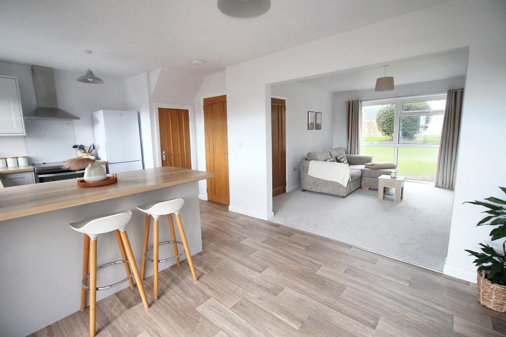 Additional property image - Charles Close, Thornbury, BS35