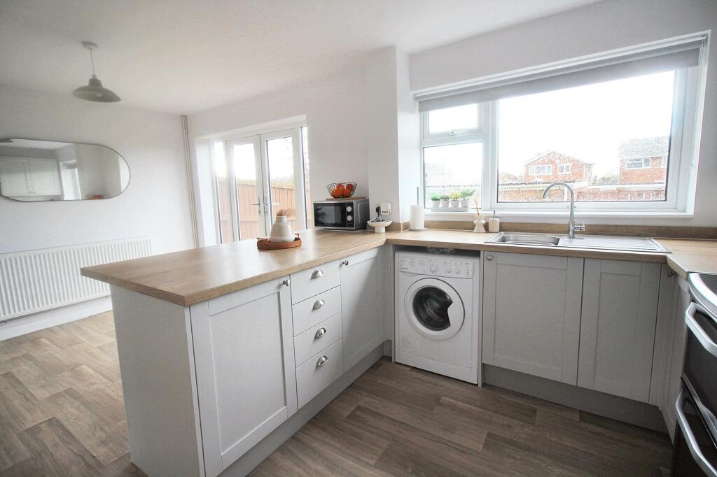 Additional property image - Charles Close, Thornbury, BS35