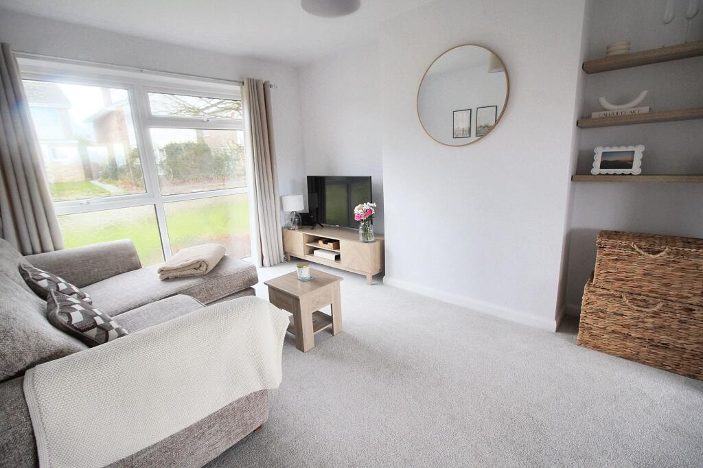 Additional property image - Charles Close, Thornbury, BS35