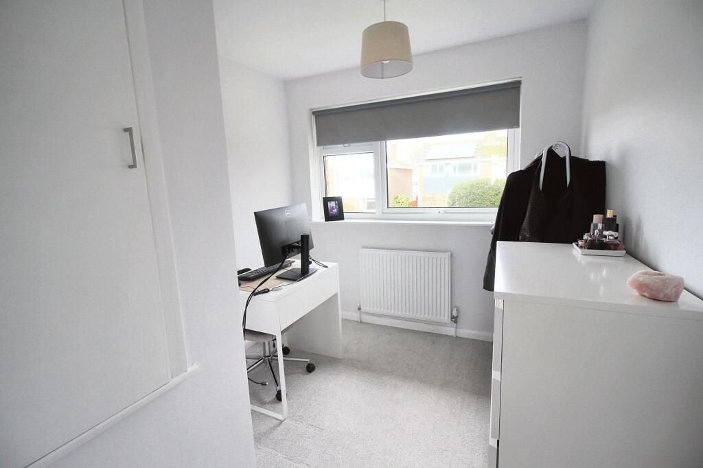 Additional property image - Charles Close, Thornbury, BS35