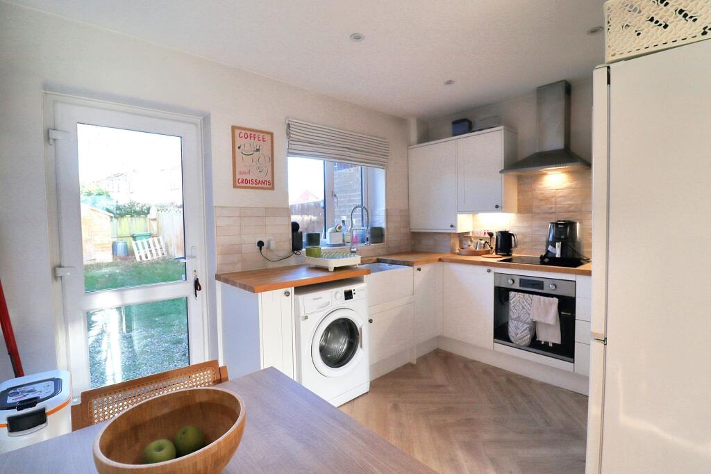 Additional property image - Lavender Close, Thornbury, BS35