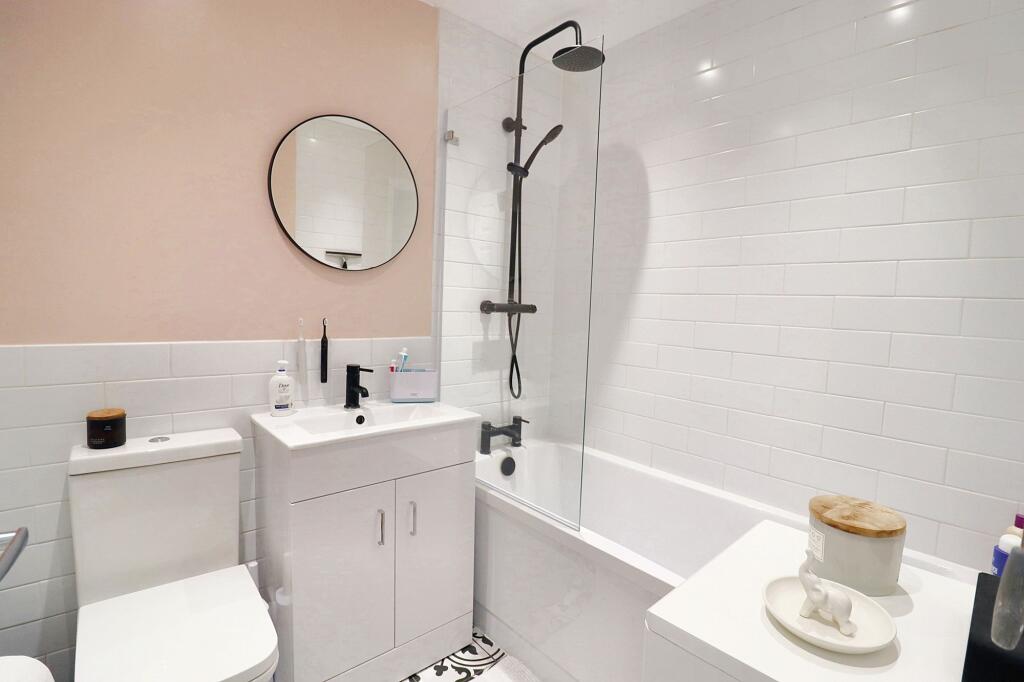 Additional property image - Lavender Close, Thornbury, BS35