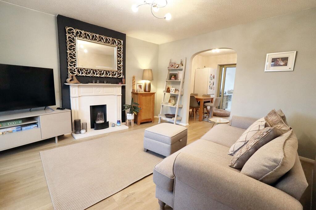 Additional property image - Lavender Close, Thornbury, BS35