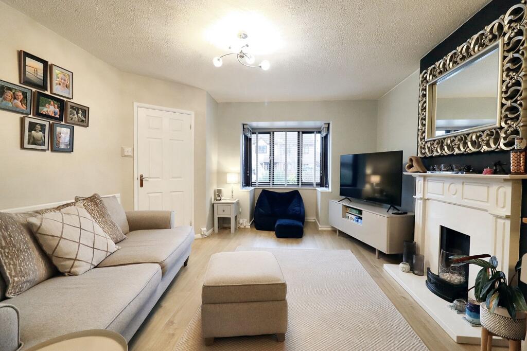Additional property image - Lavender Close, Thornbury, BS35
