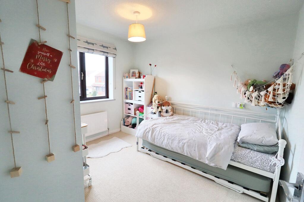 Additional property image - Lavender Close, Thornbury, BS35