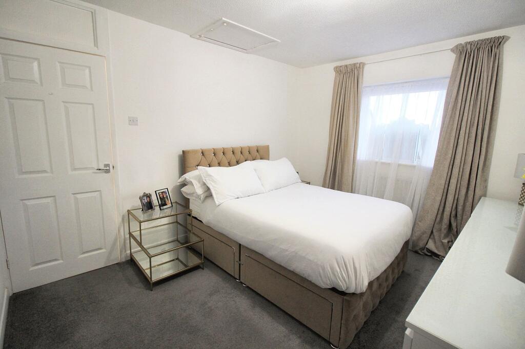Additional property image - Squires Leaze, Thornbury, BS35