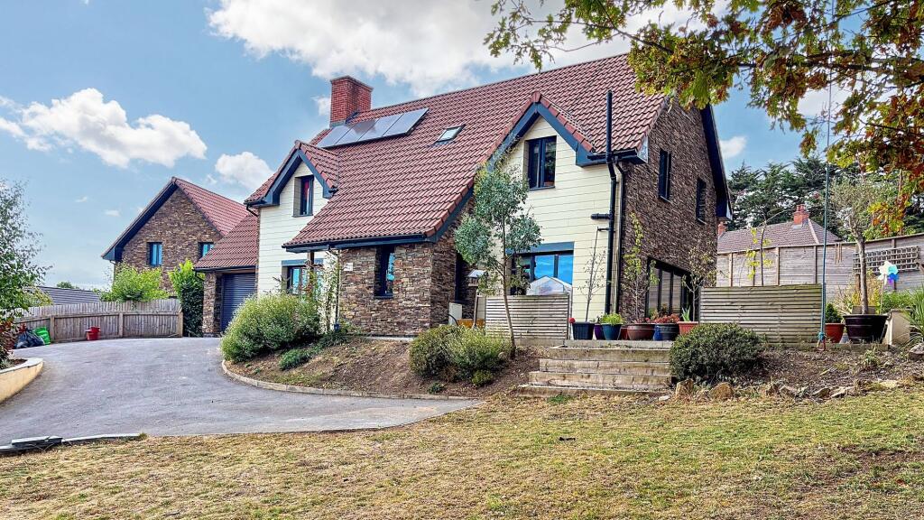 Main image of property: Stowell Hill Garden, Tytherington, GL12