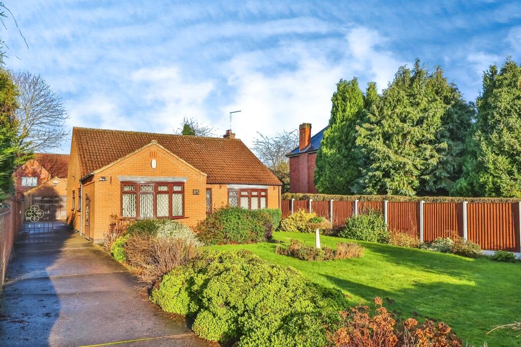 Main image of property: Papplewick Lane, Hucknall, Nottingham