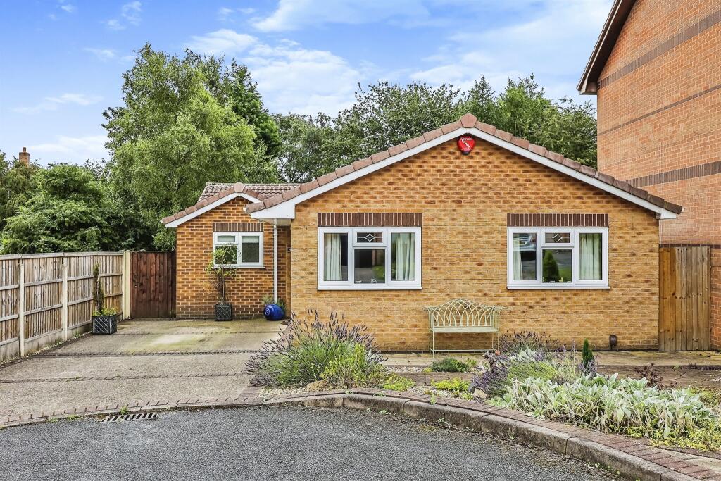 Main image of property: Dale Close, Hucknall, Nottingham