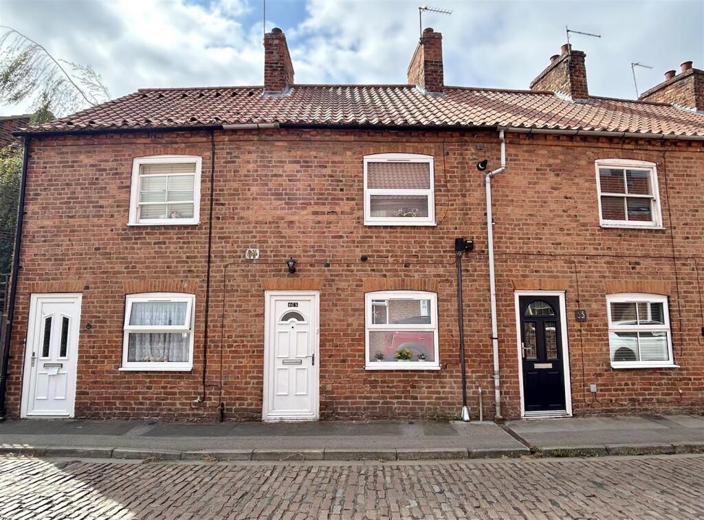 Main image of property: Millgate, Selby