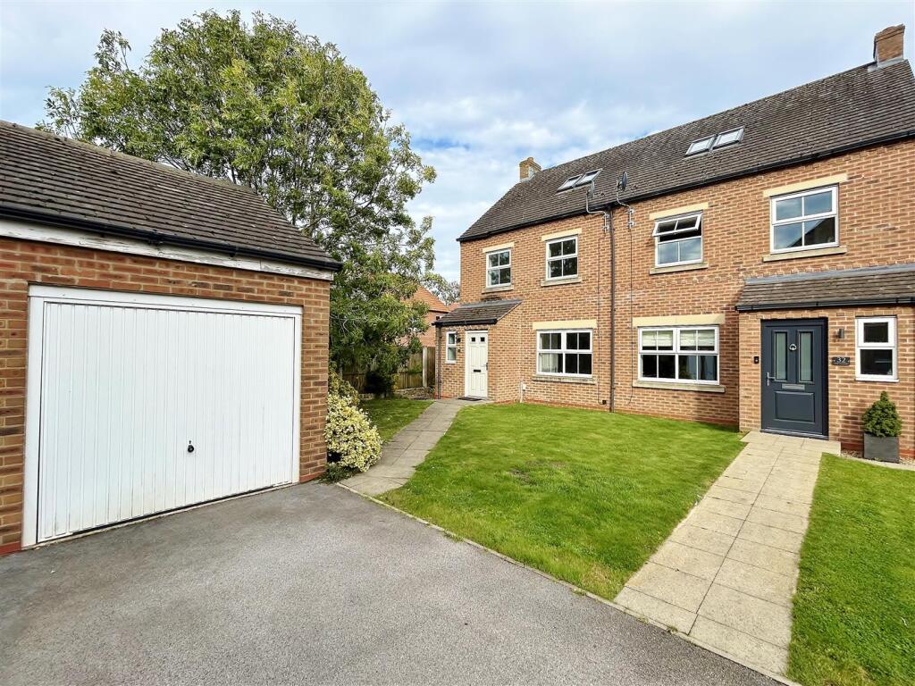 Main image of property: The Laurels, Barlby