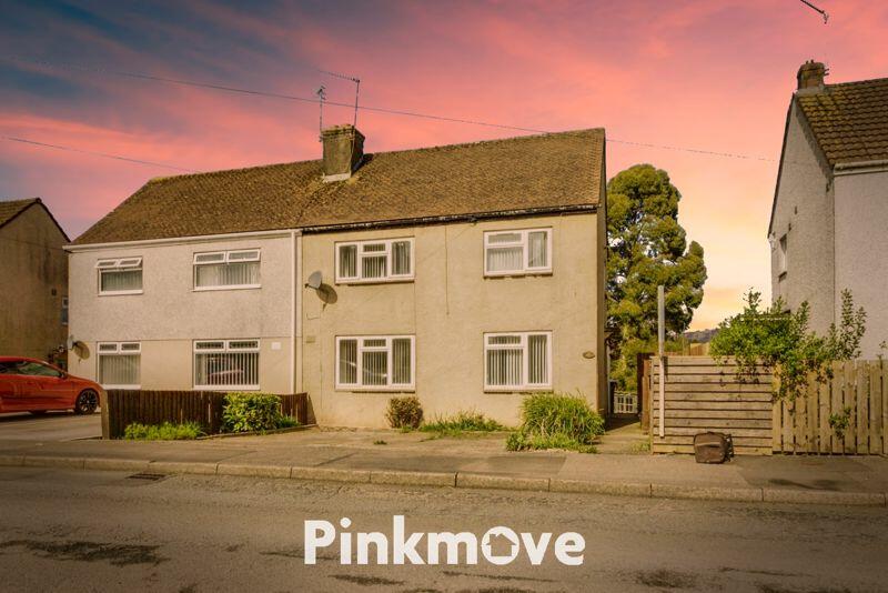 3 bedroom semidetached house for sale in Festival Crescent, Pontypool