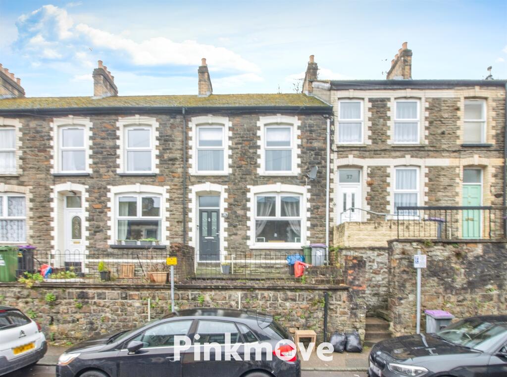 2 bedroom terraced house