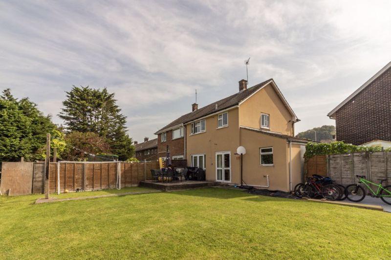 2 bedroom semidetached house for sale in Goldsmith Close Llanrumney