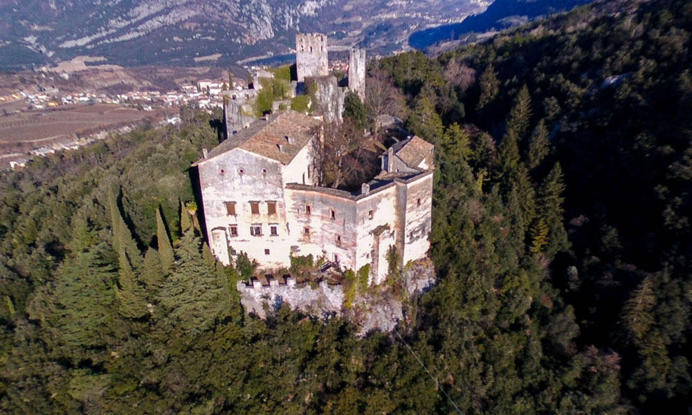12 bedroom castle for sale in TrentinoSouth Tyrol, Trento, Trento, Italy
