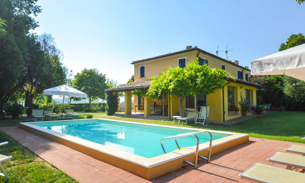8 bedroom villa for sale in Pesaro, Pesaro e Urbino, Le Marche, Italy