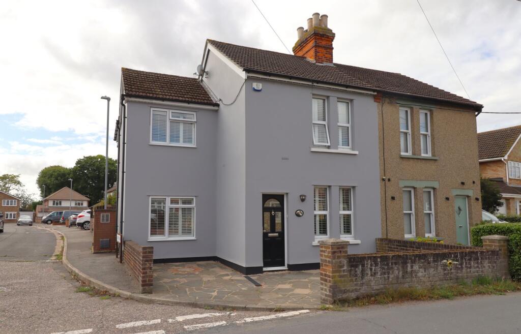 Main image of property: Daws Heath Road, Daws Heath, Benfleet, SS7