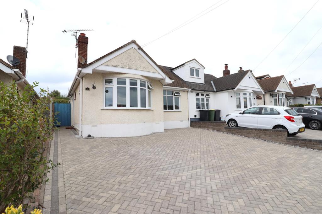 Main image of property: Shannon Avenue, Rayleigh, SS6