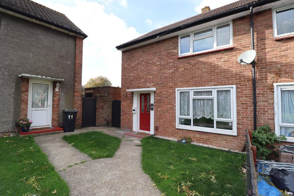 Main image of property: Charles Close, WESTCLIFF-ON-SEA, SS0