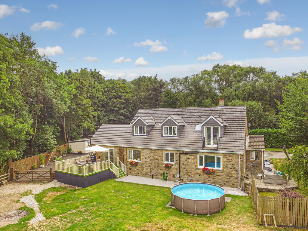 7 bedroom detached house for sale in Huddersfield Road, Haigh, Barnsley