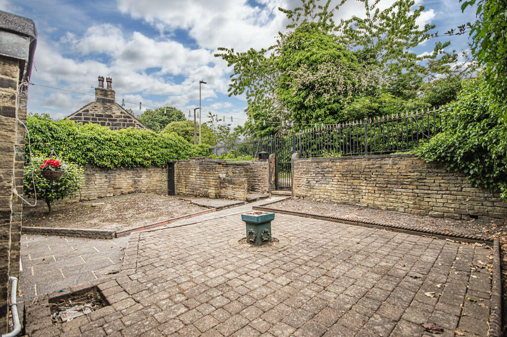 Additional property image - Park House Road, Low Moor, West Yorkshire