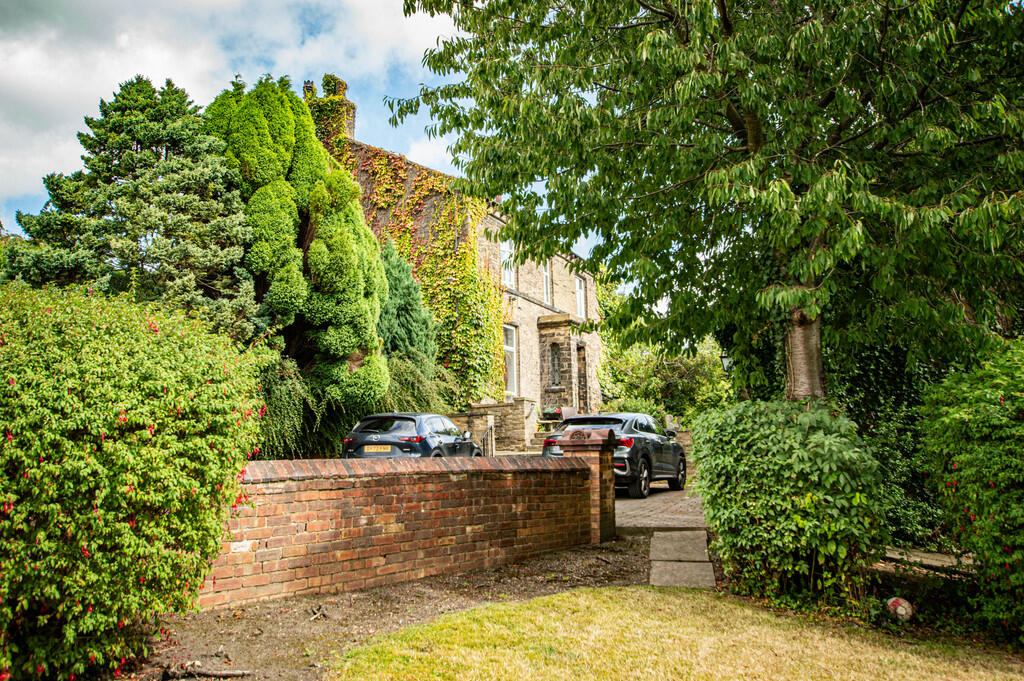 Additional property image - Park House Road, Low Moor, West Yorkshire