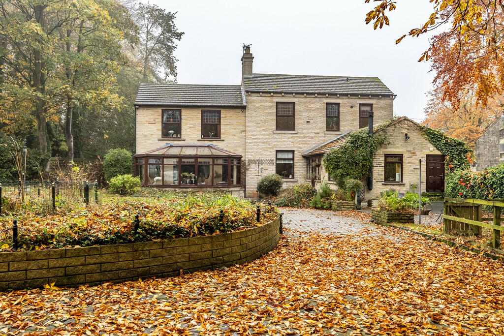 Additional property image - Whitechapel Road, Cleckheaton
