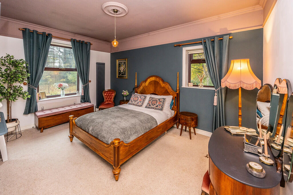 Additional property image - Whitechapel Road, Cleckheaton