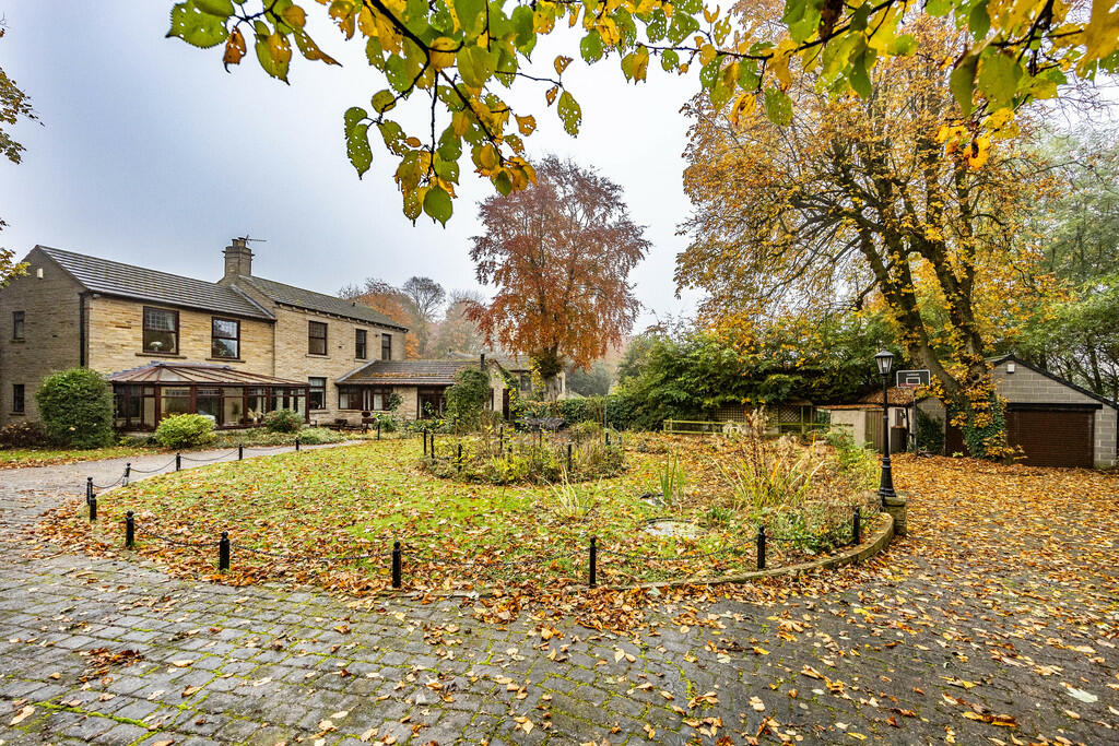 Additional property image - Whitechapel Road, Cleckheaton