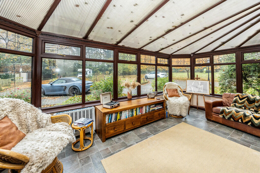 Additional property image - Whitechapel Road, Cleckheaton