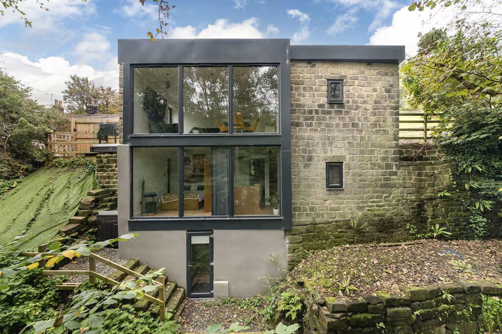 Main image of property: Cragg Road, Cragg Vale