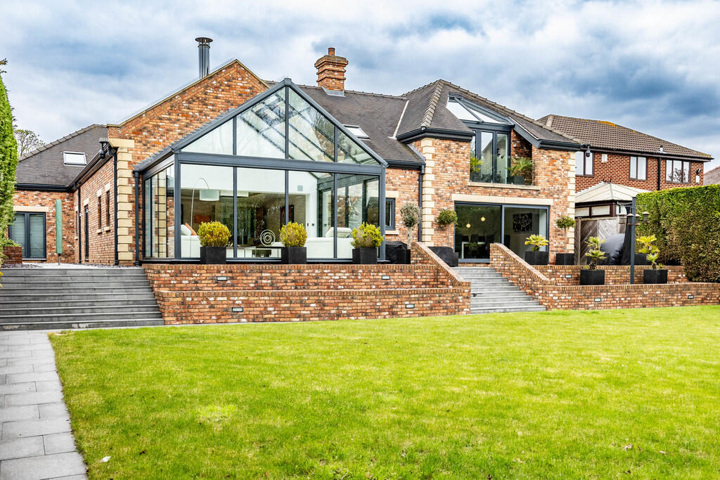 Main image of property: Park Lane, Rothwell, Leeds