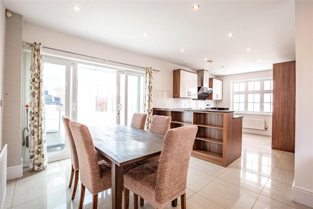 Additional property image - Lockleys Way, Cheswick Village, Bristol, BS16